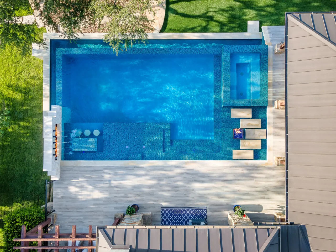 Fire & Water Estate — Estate pool & spa in Texas Hill Country, TX by GB IV Designs (photo 12)