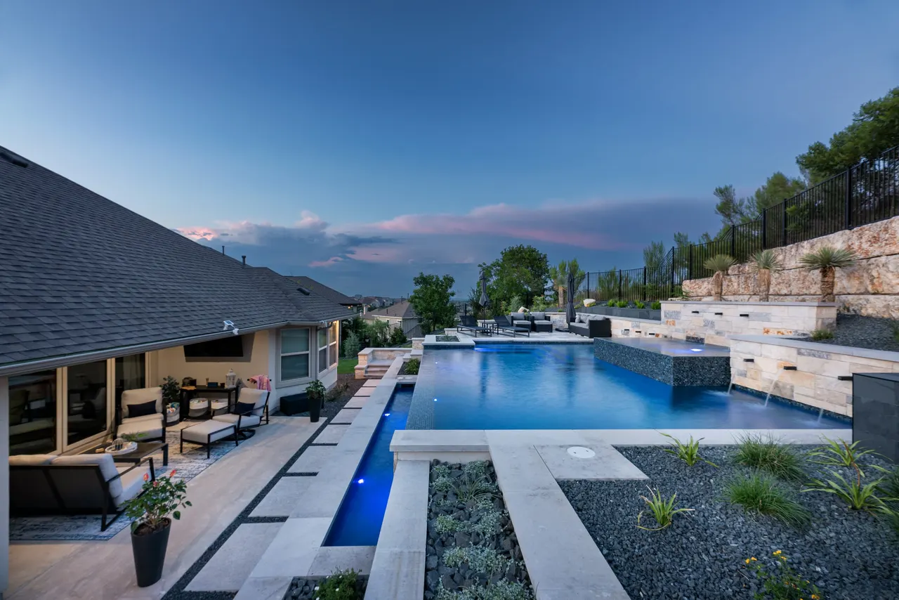 Limestone Terrace — Geometric pool with raised spa in Austin, TX by GB IV Designs (photo 17)