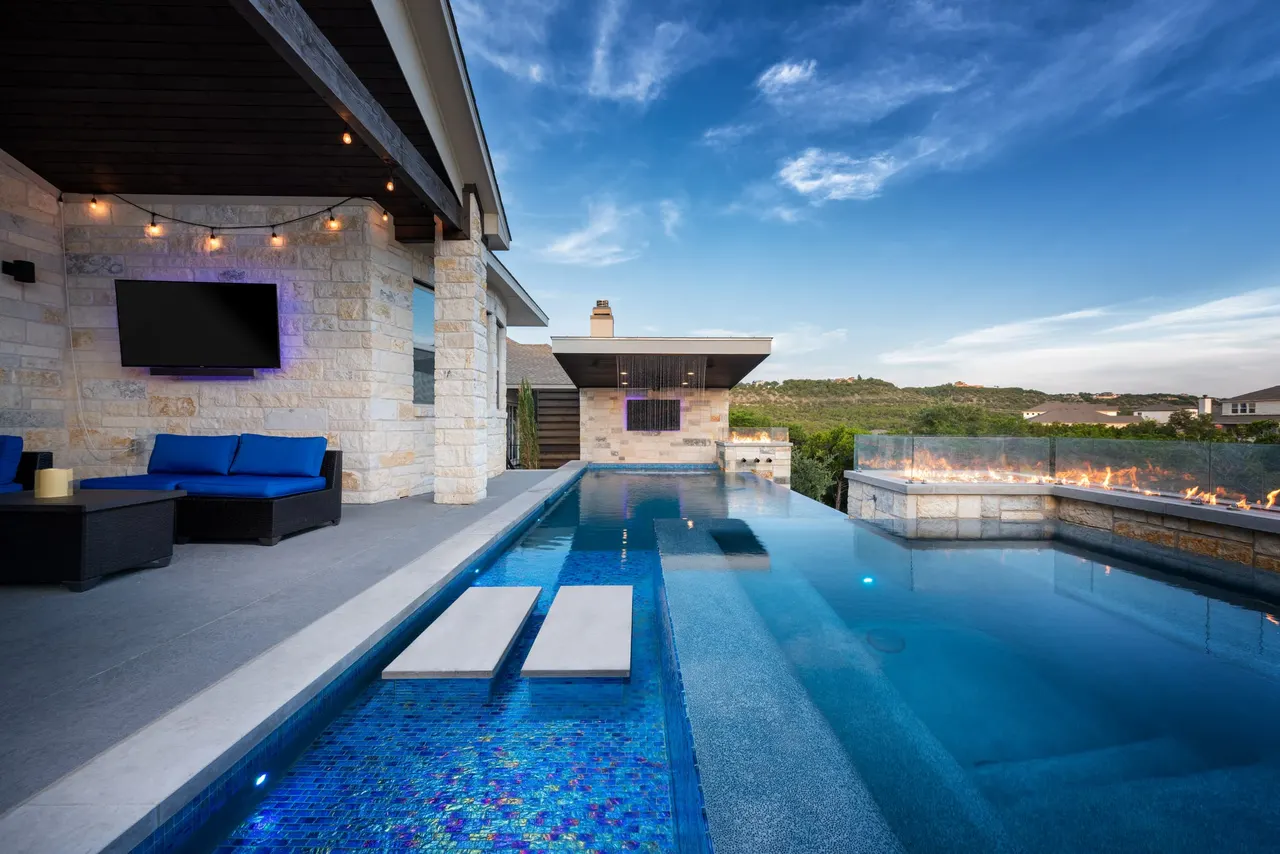 Terraced Modern — Geometric pool & outdoor living in Westlake, TX by GB IV Designs (photo 1)