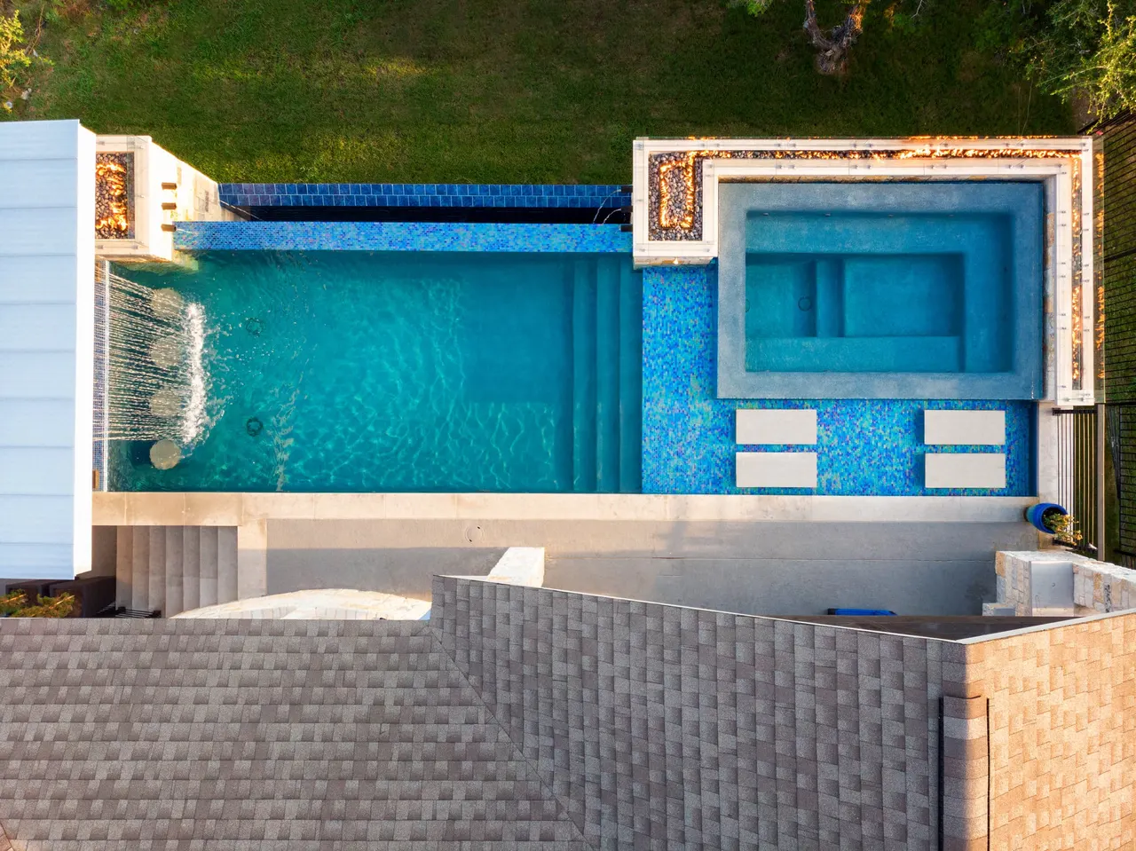 Terraced Modern — Geometric pool & outdoor living in Westlake, TX by GB IV Designs (photo 2)