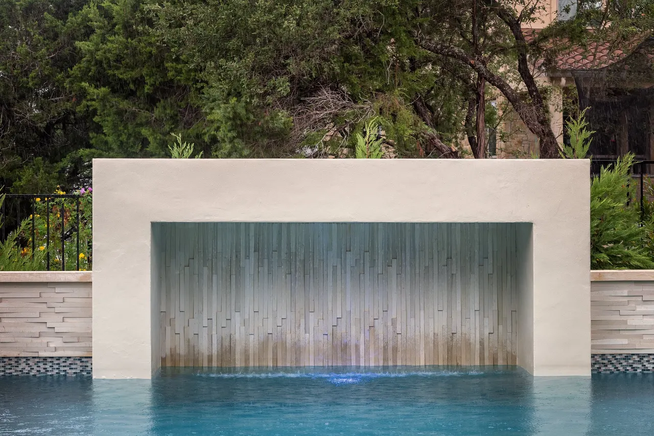 Tiered Geometric — Geometric pool & spa in Dripping Springs, TX by GB IV Designs (photo 2)
